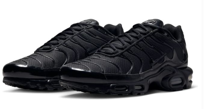 Nike Air Max Plus - Triple Black | 604133-050
