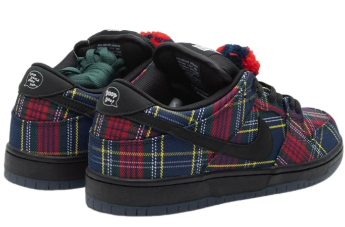 Nardwuar x Nike SB Dunk Low 'Tartan' | II1493-600