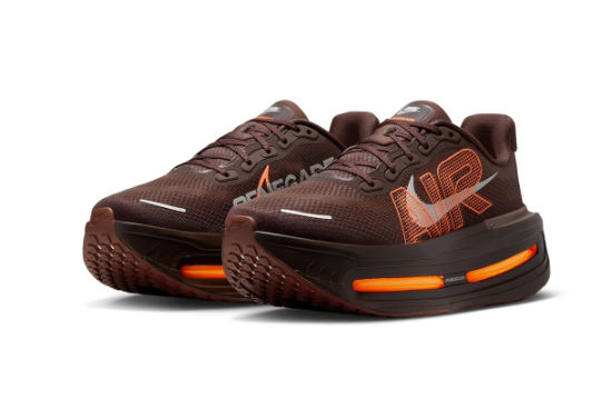 Nike Vomero Premium x Renegade IQ7314-200